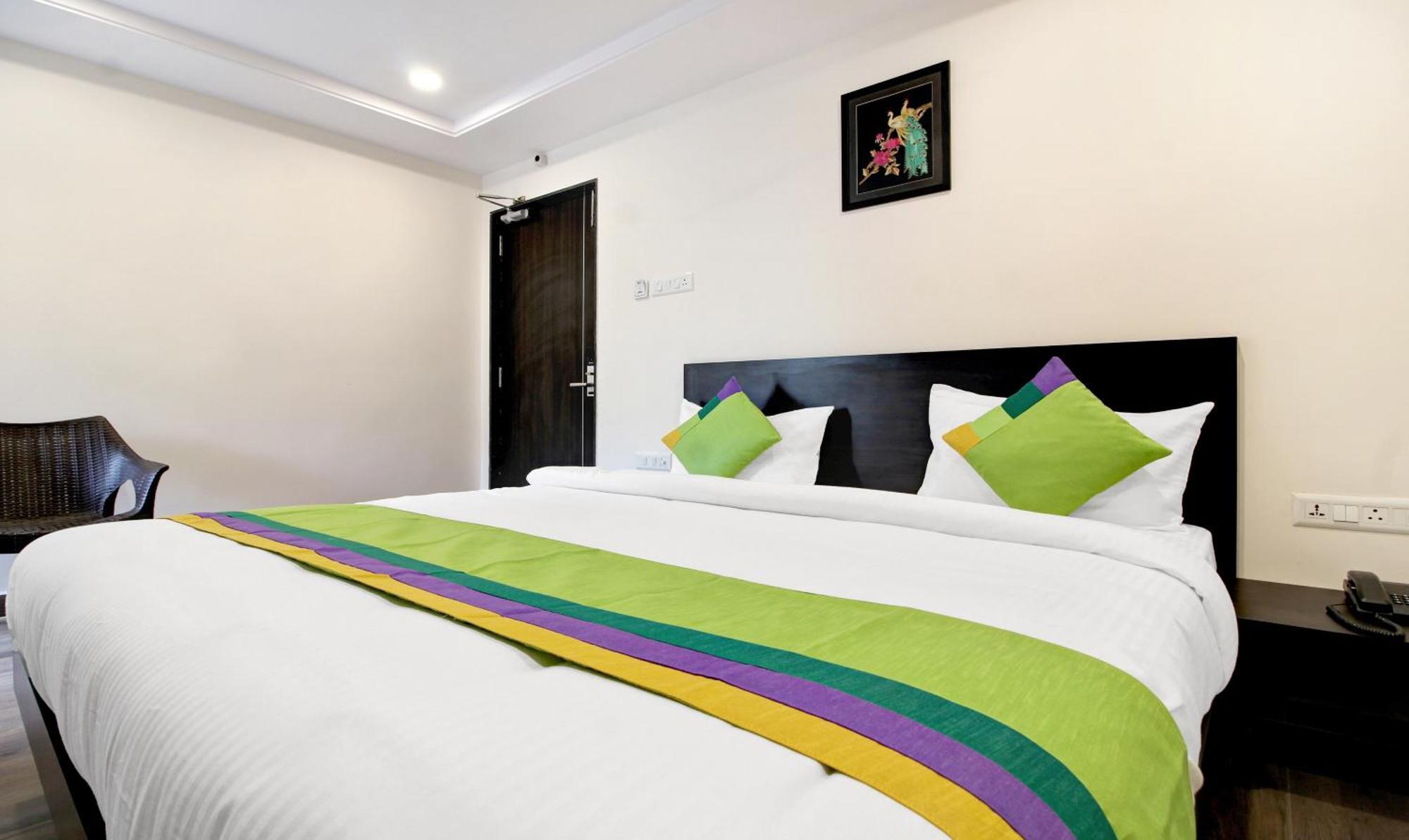 Treebo Trend Excella Hotel Visakhapatnam Exterior photo