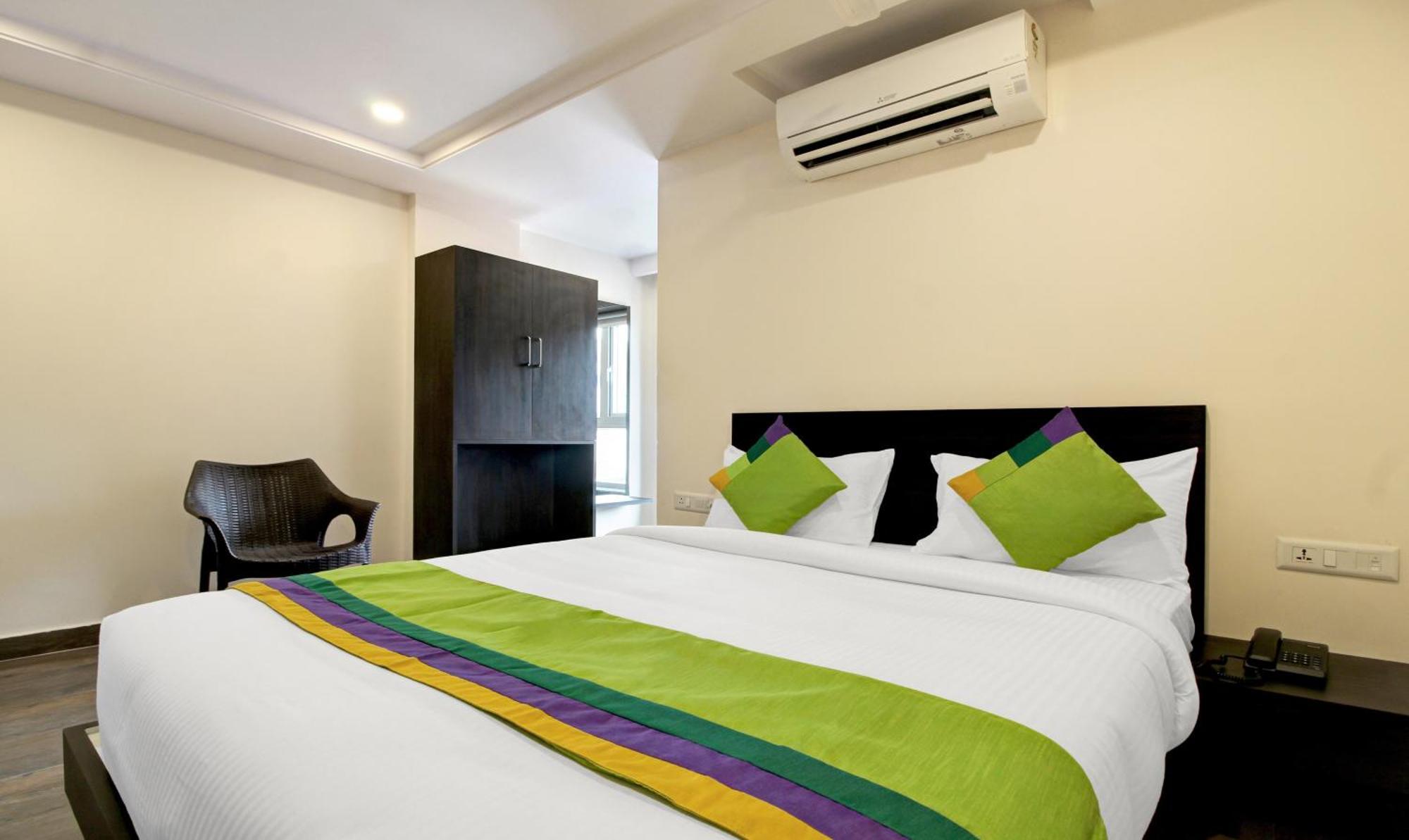 Treebo Trend Excella Hotel Visakhapatnam Exterior photo