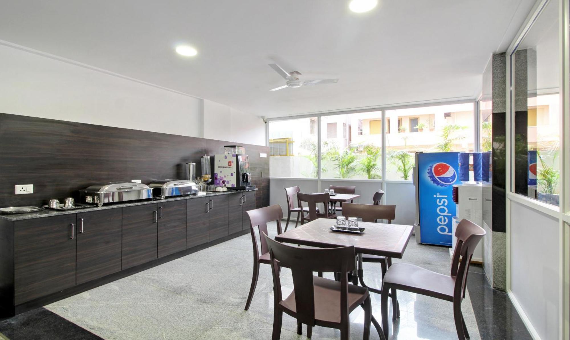 Treebo Trend Excella Hotel Visakhapatnam Exterior photo